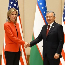 Мирзиёев провел встречу с советником президента США
