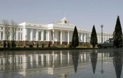 В Узбекистане начались парламентские выборы
