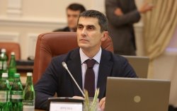 Генпрокурор просит четыре миллиарда на зарплаты сотрудникам из бюджета-2015