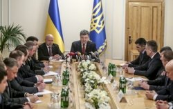 Как остановить наступление сепаратистов: Порошенко собирает силовиков