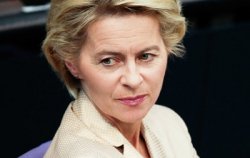 Министр обороны Германии выступила против поставок оружия Украине