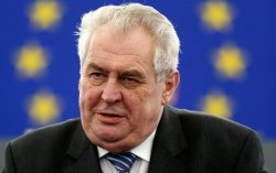 Президент Чехии назвал санкции ЕС против России "бесполезными"