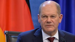 Шольц призвал создать условия для конференции с участием России и Украины