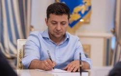 Зеленский присвоил звание Мать-героиня 678 украинкам