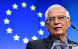 Боррель перед визитом в Украину провел разговор с главой НАТО