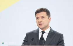 Зеленский ввел в действие санкции СНБО против сотрудников спецслужб России