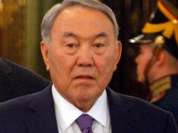 В Казахстане состоятся досрочные выборы президента Назарбаева
