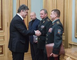 Порошенко восстановил в должности люстрированного генерала ВСУ