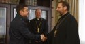 ЗЕЛЕНСКИЙ ВСТРЕТИЛСЯ С ГЛАВОЙ УКГЦ: ОНИ ДОГОВОРИЛИСЬ ПРОВЕСТИ ПАСХАЛЬНУЮ СЛУЖБУ ОНЛАЙН