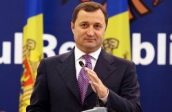 Срочно: уволены вице-президент Нацбанка Молдовы и глава НКФР